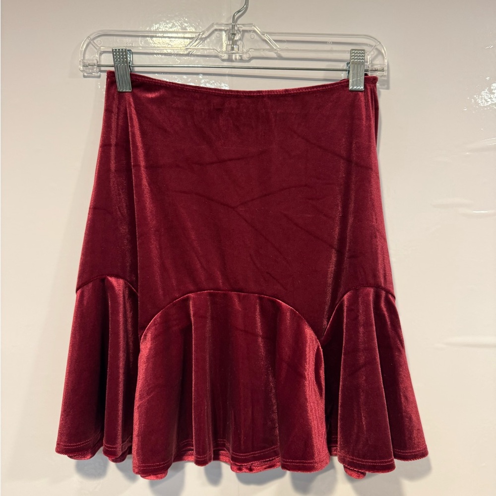 Elegant Velvet Red Blue‎ Rain Skirt NWT